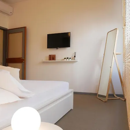 Apartment Piccapietra Guesthouse